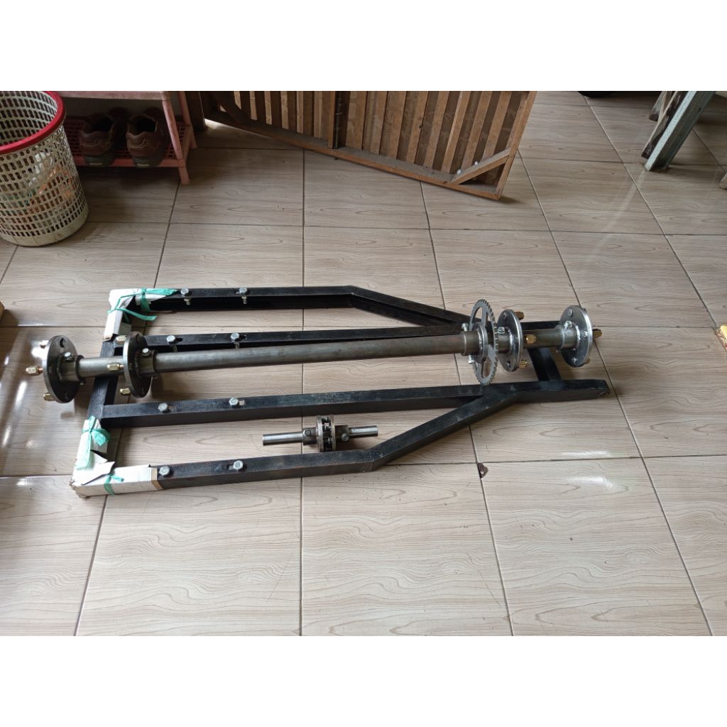 Paket As dan chasis grandong tanpa bearing