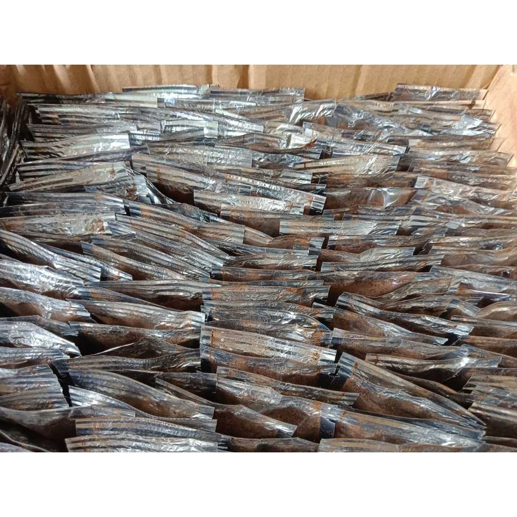 

Kopi Sasetan Bubuk Khasanah Nusantara | Kopi Hitam | Kopi Rasa Malam | Klasik Hitam | Satu Dus isi 200 saset guyss | Yuk Orderrrrr