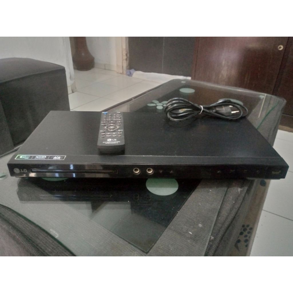 dvd player ,LG bekas normal