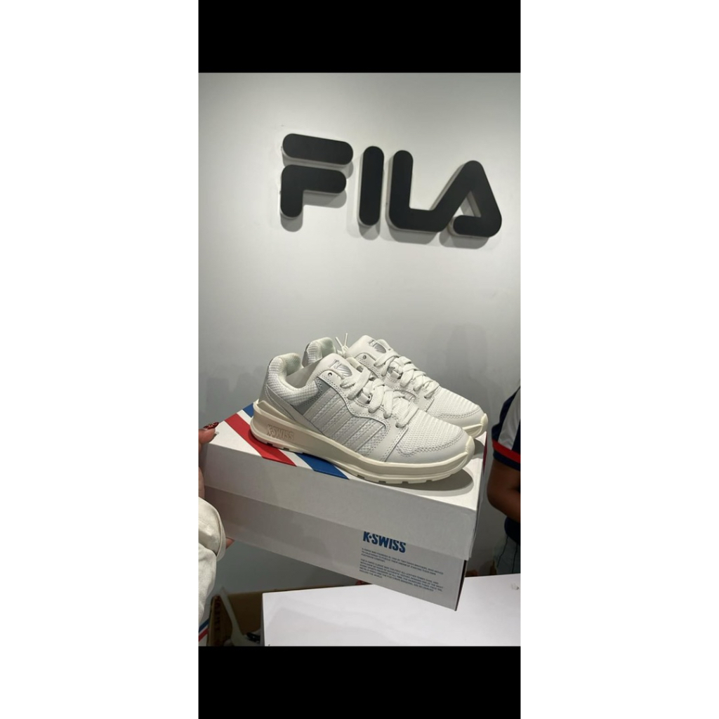 Sepatu K Swiss Rival Trainer