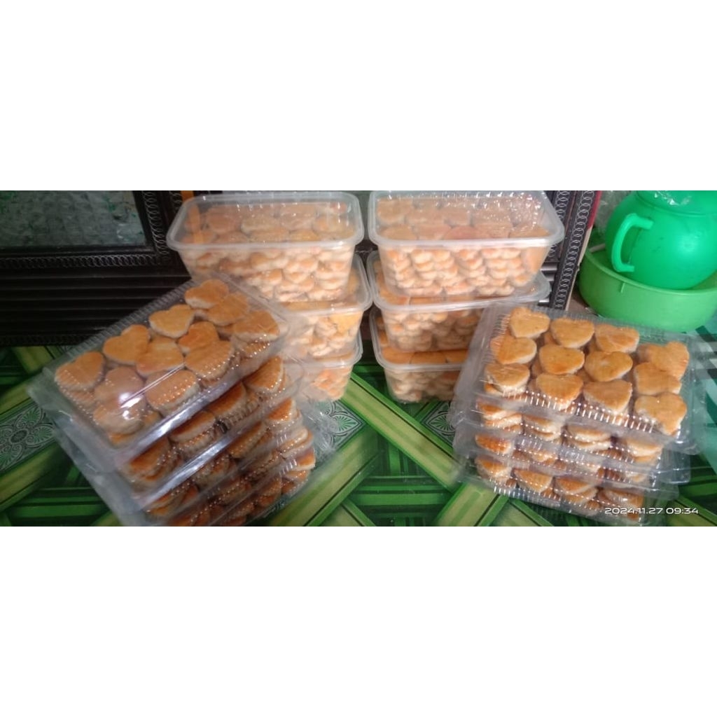 

KUKER KACANG ENAK GURIH RENYAH