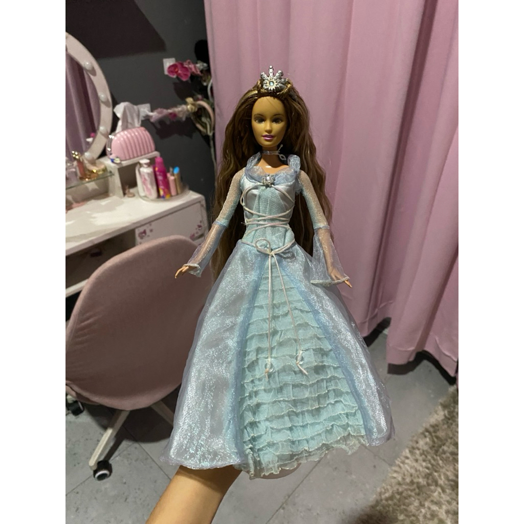 Barbie movie Queen Rayla (Barbie Pegasus)