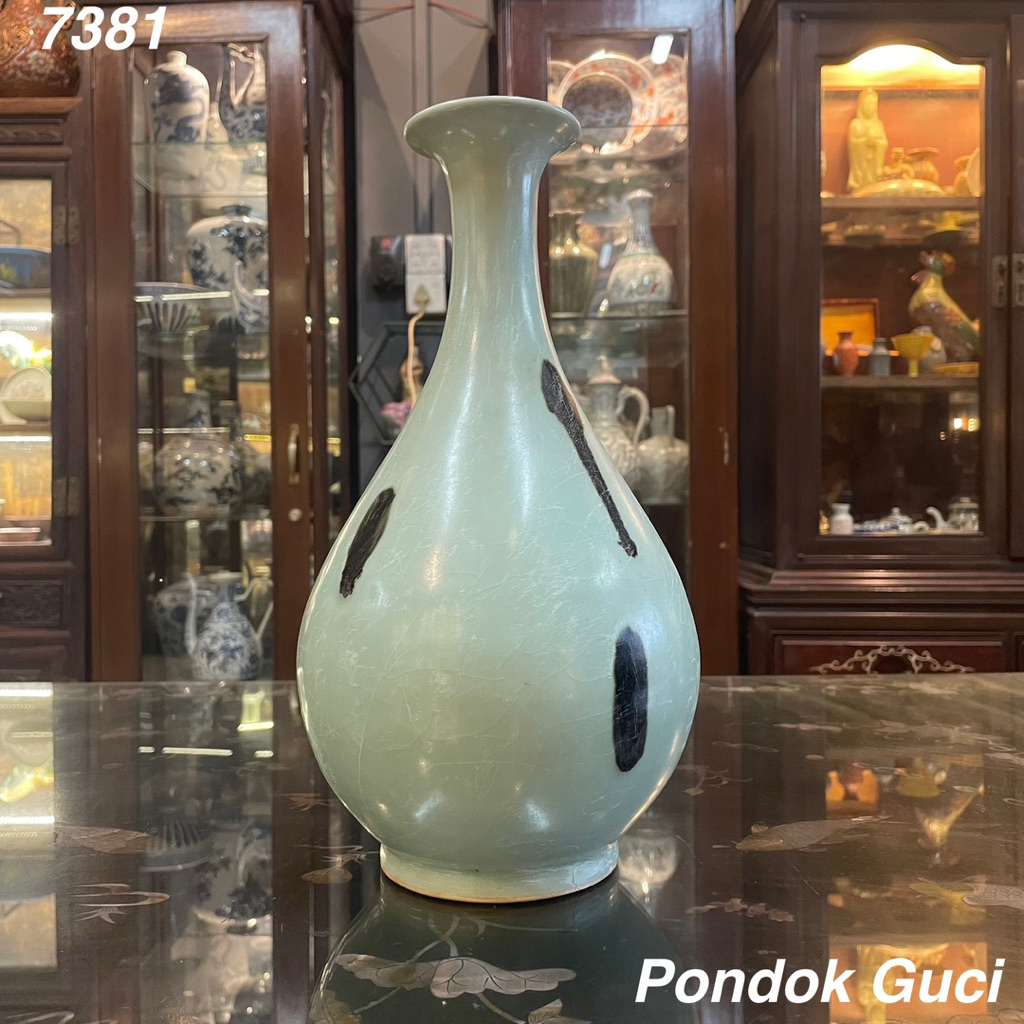 A fine rare Celadon bottle vase Song Dynasty, guci antik, vas antik, keramik antik, barang antik, de
