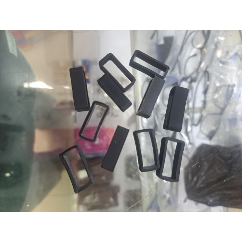 ring loop jam tangan karet ring loop karet jam tangan. ring loop strap jam tangan. ring loop rubber 