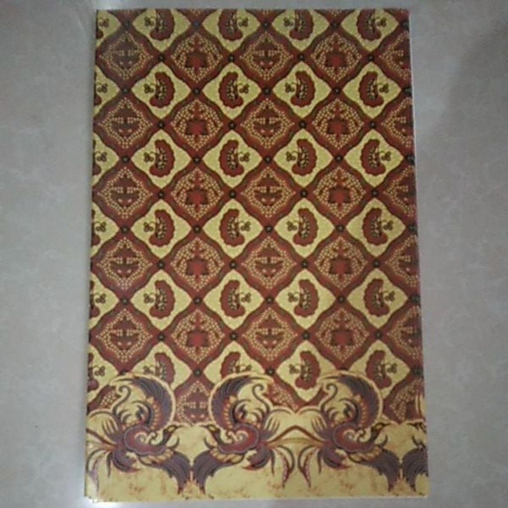 

Kertas kado batik Kiky