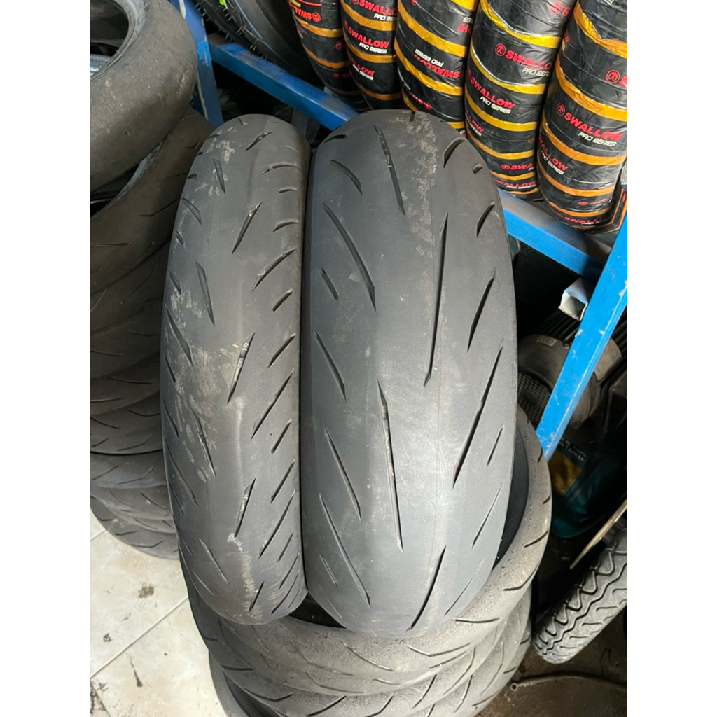 battlax s22 160/60 dan 120/70-17 second