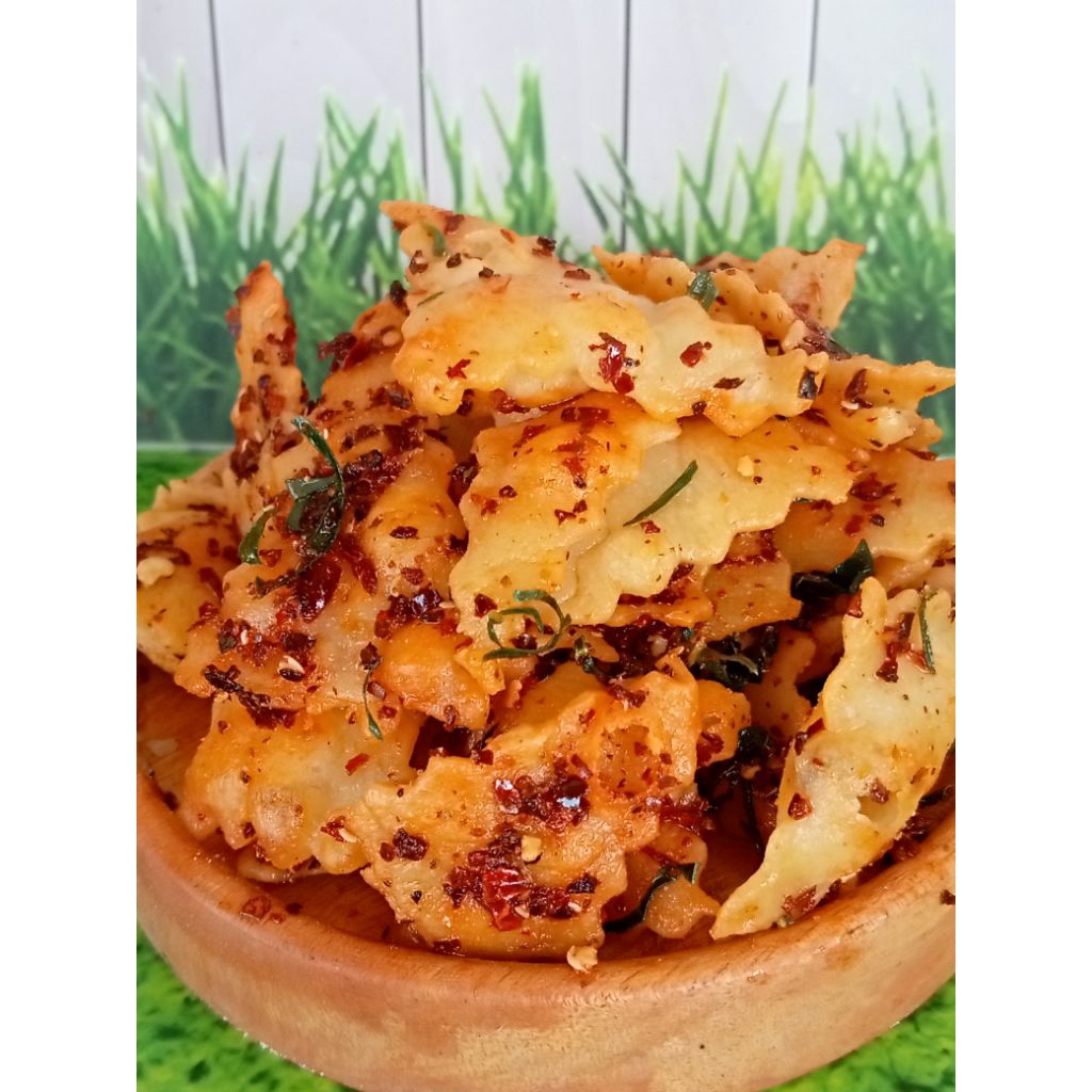 

keripik bawang/keripik pangsit kemasan toples 250gram