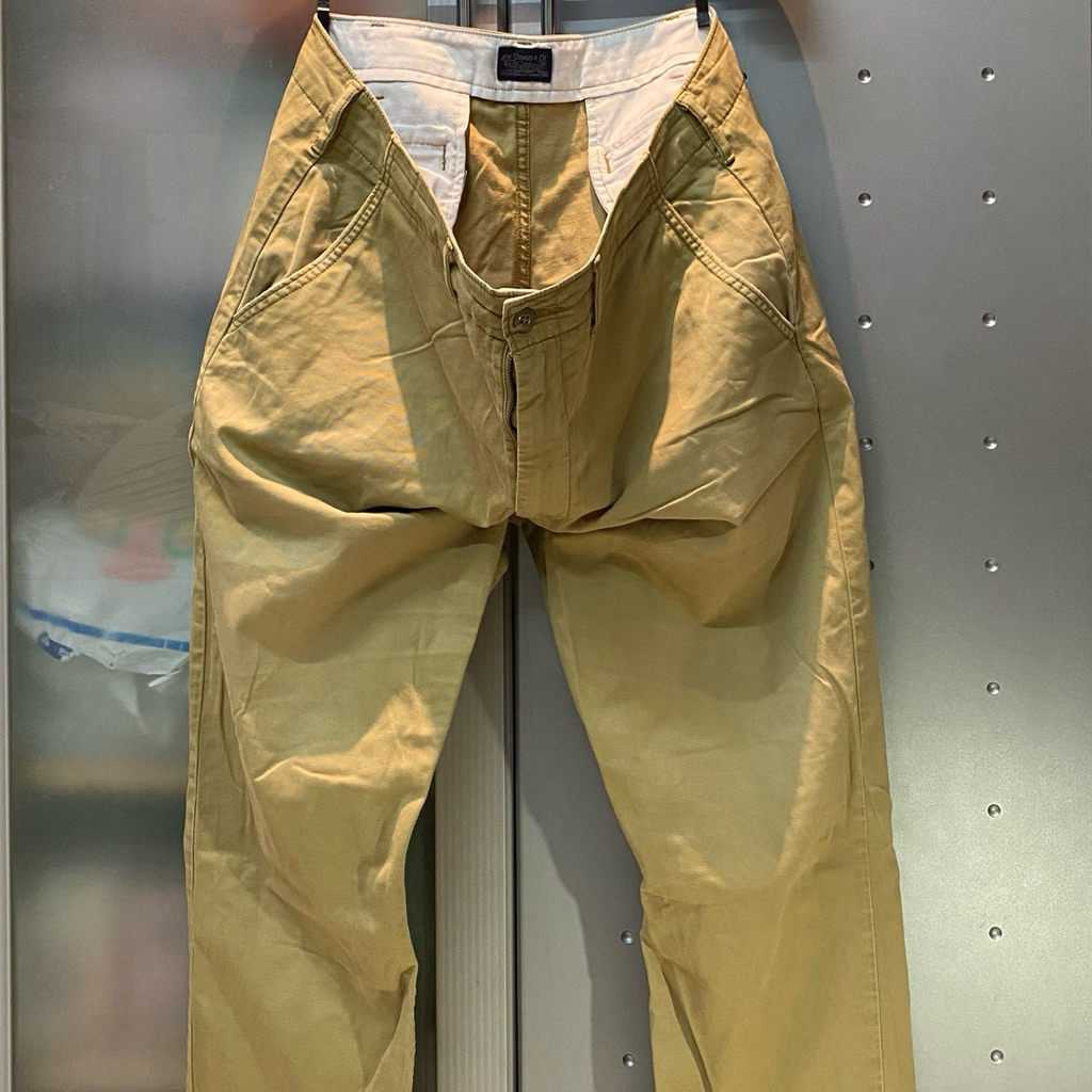 Levi’s Premium 502™ TAPER FIT CHINO PANTS