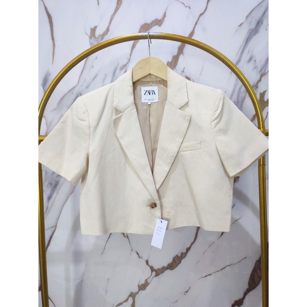 Blazer ZARA Crop Top Pendek Cream LD100 Size M to L Original tagwash