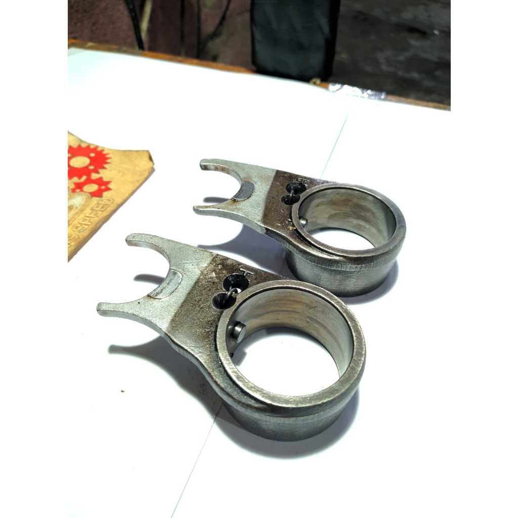 Capit Udang Shift Fork Rasio Transmisi Honda Win