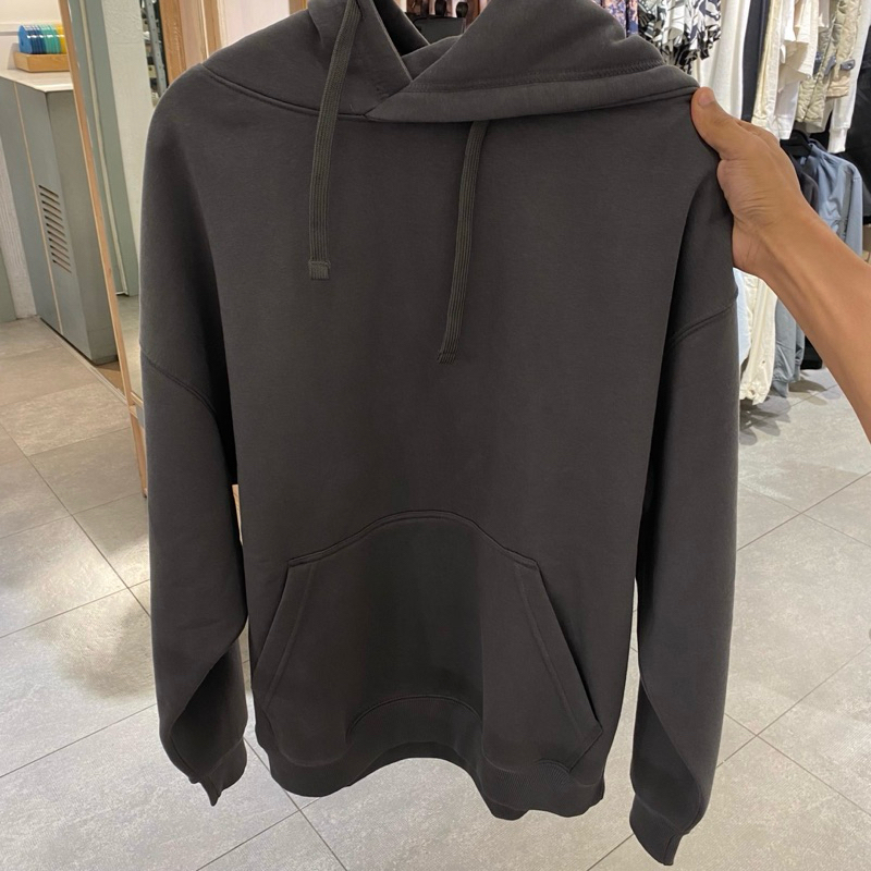Jastip. Hoodie Polos Pull&Bear (Man)