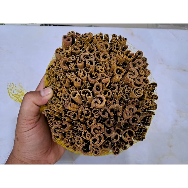 

Kayu manis batang premium 100% alami organik cinnamon rempah herbal jamu bahan masakan stick utuh asli kerinci jambi kualitas ekspor stik 8cm super bersih kering murah pilihan terbaik grade A