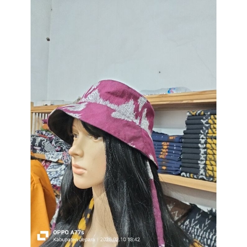 topi tenun jepara