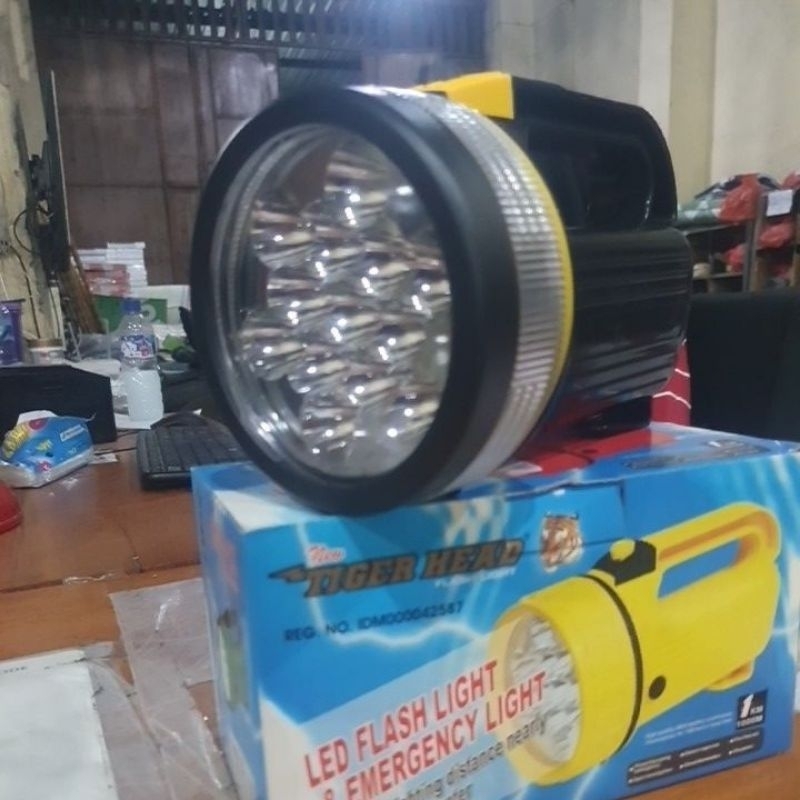 lampu senter tiger head