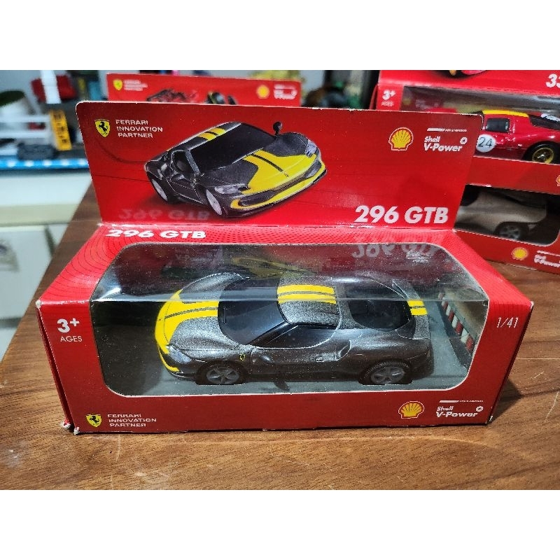 diecast Ferrari Innovation Partner Model Mobil GTB 296 Shell V-Power
