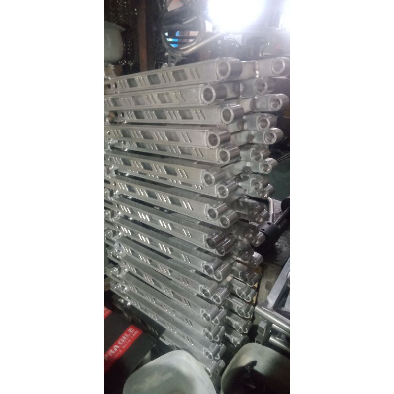 SWING ARM LONG MOTOR BEBEK ALUMUNIUM FULL CNC ARM JUPITER FIZR TIGER GL TORNADO SHOGUN KPH SUPRA GRA