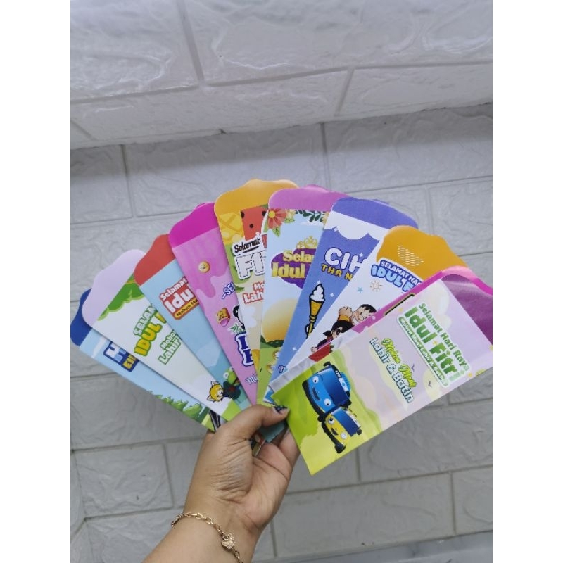 

AMPLOP LEBARAN KARAKTER ISI 10PCS