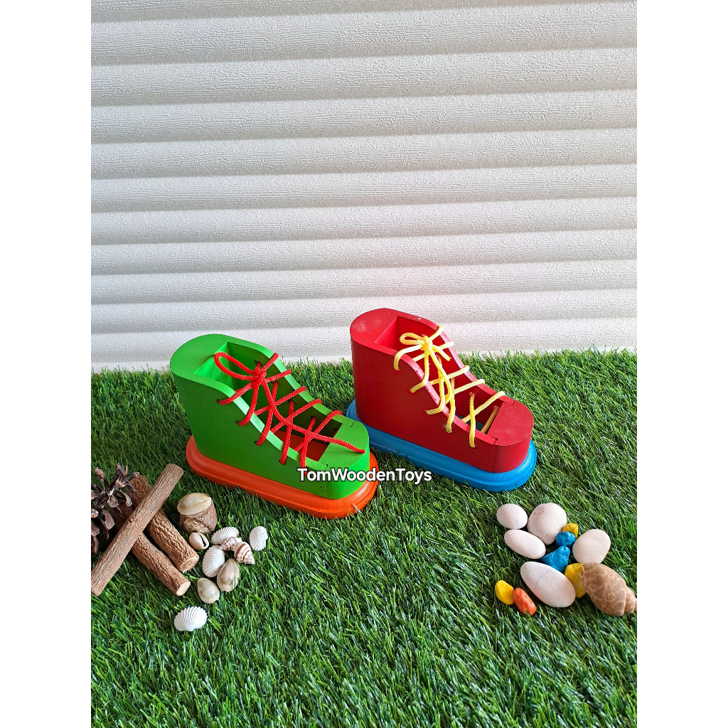 Mainan Edukatif Sepatu Mainan Kayu Anak TK PAUD
