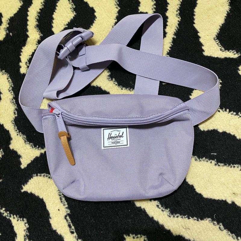 Preloved Tas Pinggang Herschel Lilac Sling Waist Bag Purple Branded Second