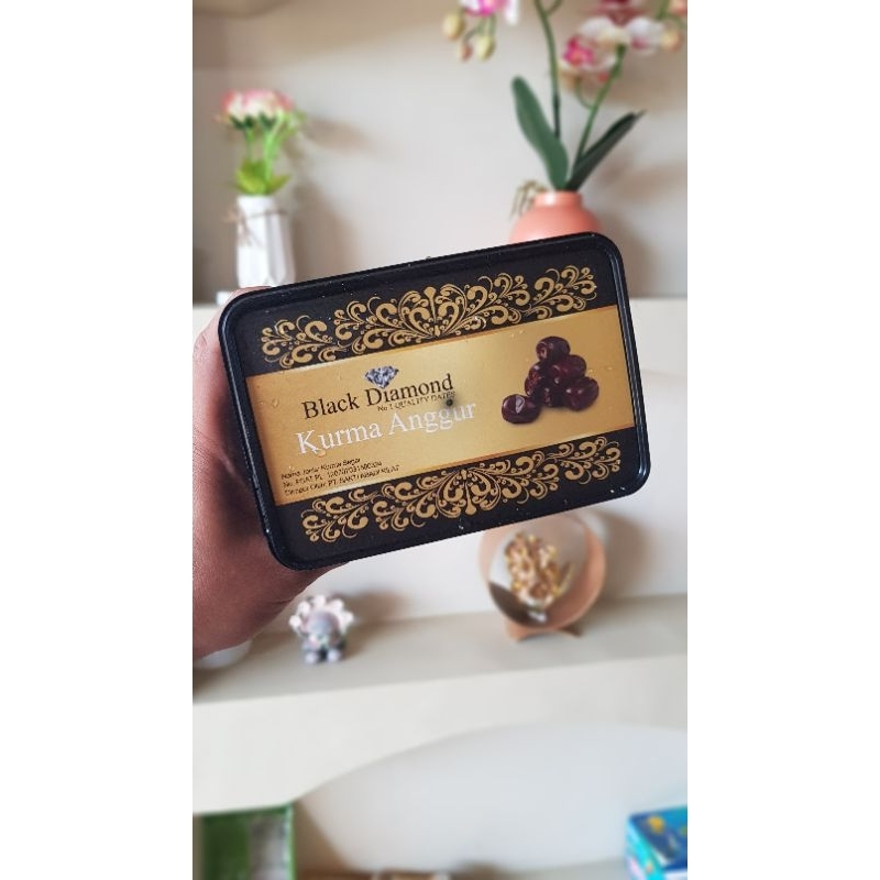 

kurma anggur black diamond