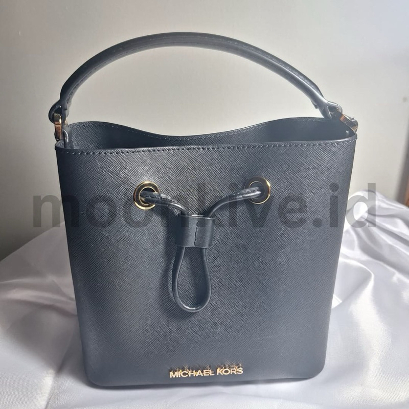 PRELOVED | Michael Kors Suri Small Bucket Crossbody - Hitam