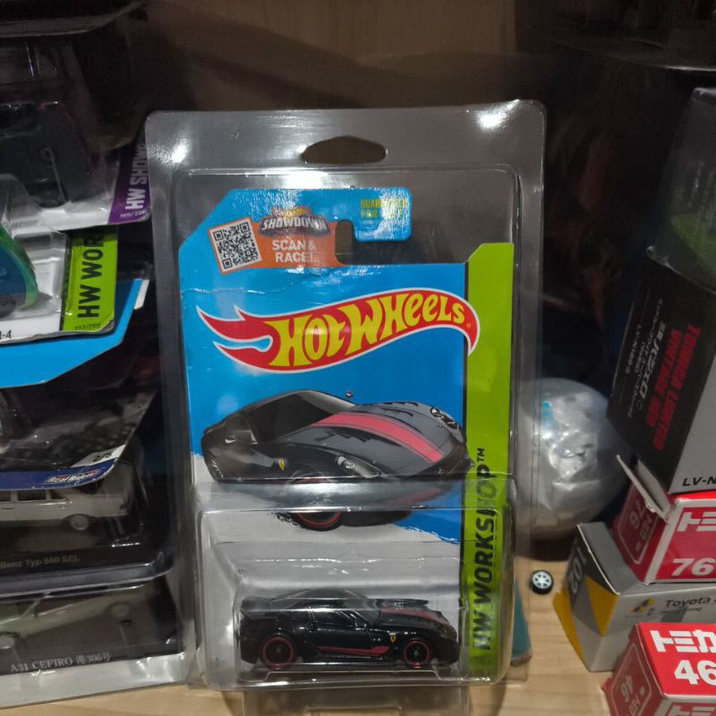 Diecast Hot Wheels Ferrari 599XX Black THS 2015 Super Treasure Hunt