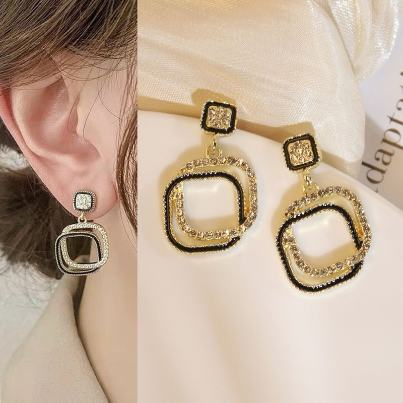 BlackPing-Anting Mutiara Fashion Korea Style/Fashion Wanit/Anting Tindik/Aksesoris Wanita Fashion