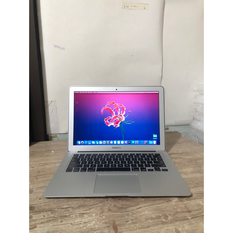 Macbook Air 13 Inch 2017 i5