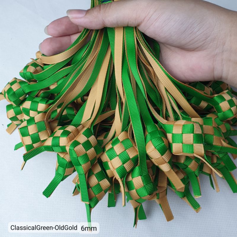 

1 pc - Ketupat Pita Bahan Grosgrain | Aplikasi Ketupat Lebaran Bahan Pita