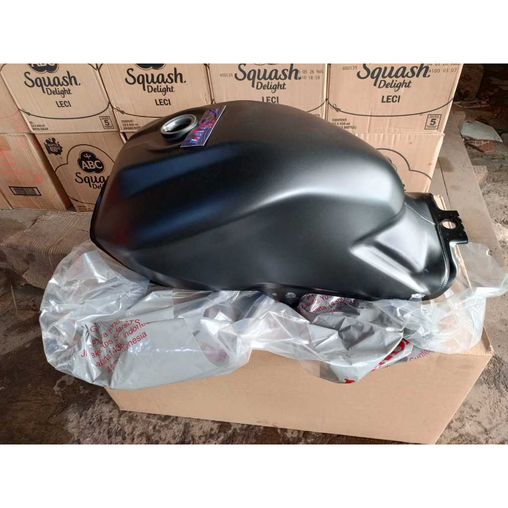 tengki/tangki VERZA/hitam doff /17510-k18-960MGB