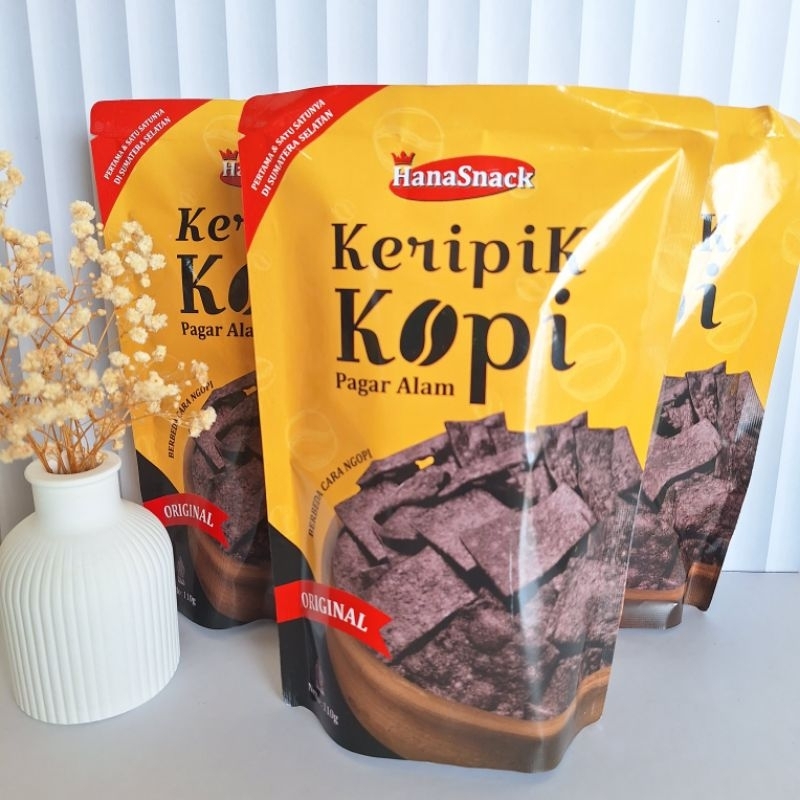 

keripik, pangsit, stik, kerupuk kopi