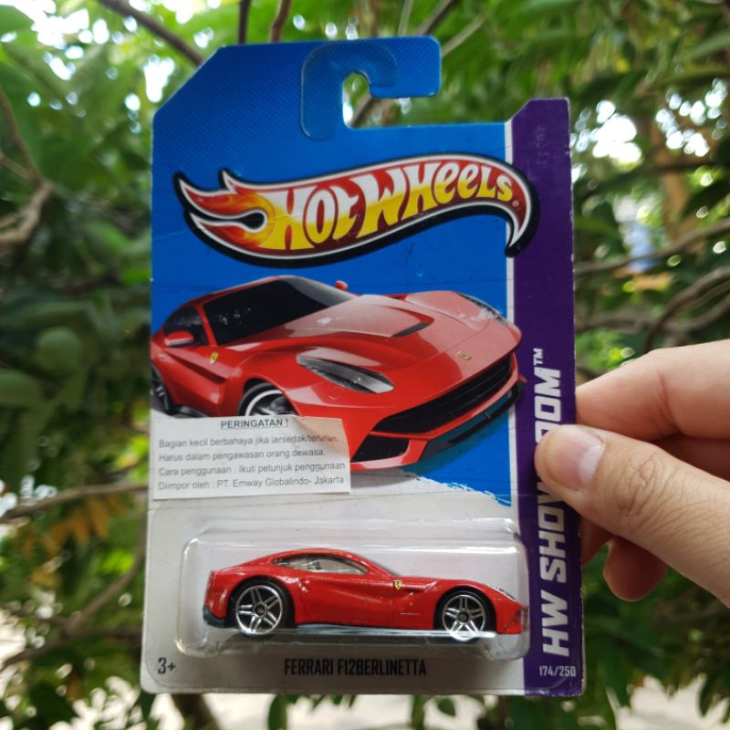 HOTWHEELS HOT WHEELS FERRARI F12BERLINETTA MERAH RED