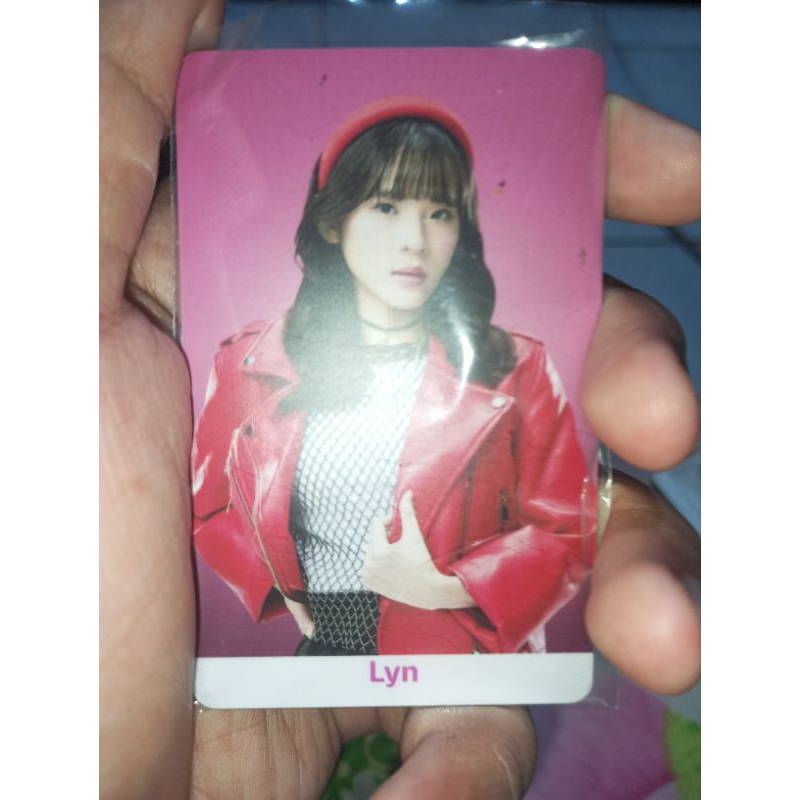 Photocard JKT48 official Lyn Telkomsel