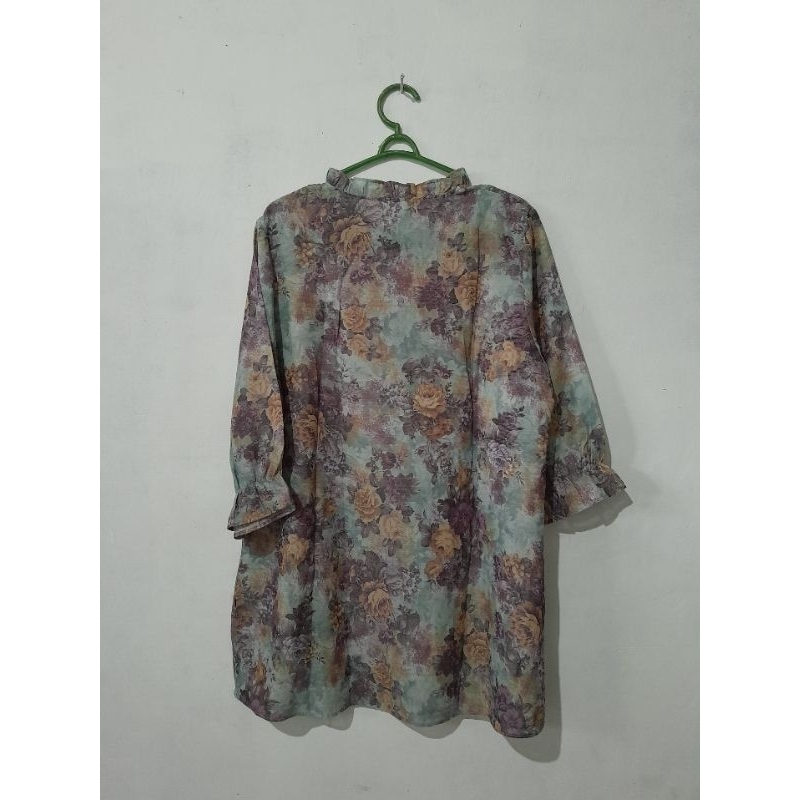Kemeja Floral Preloved