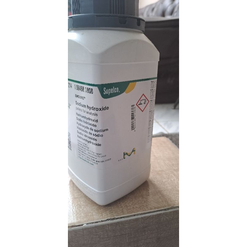 Sodium Hidroxide / Natrium Hidroksida / NaOH Repack