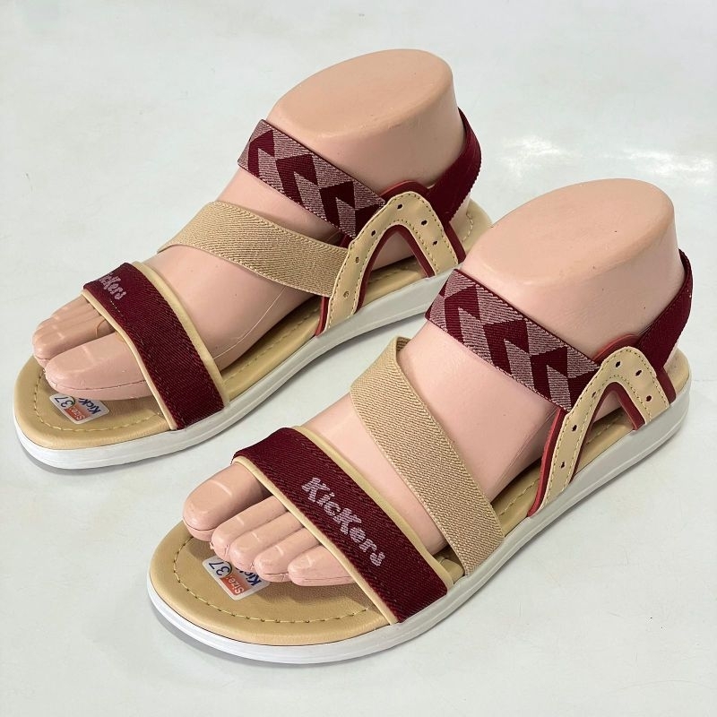 Sandal tali karet kickers/ sendal gunung wanita/ sandal tali trandy