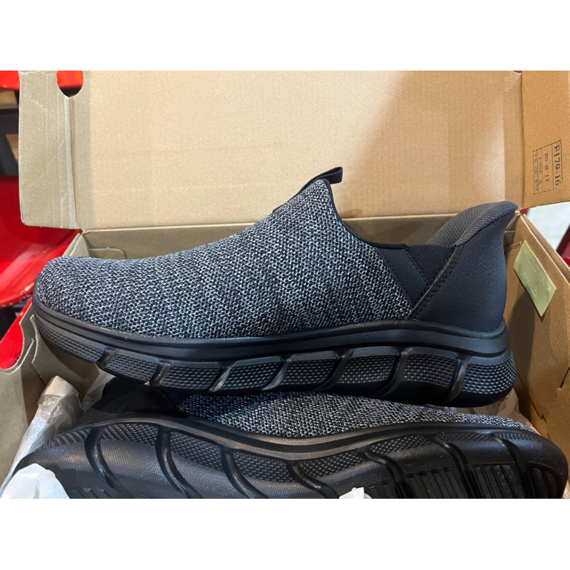 skechers Slip On Pria