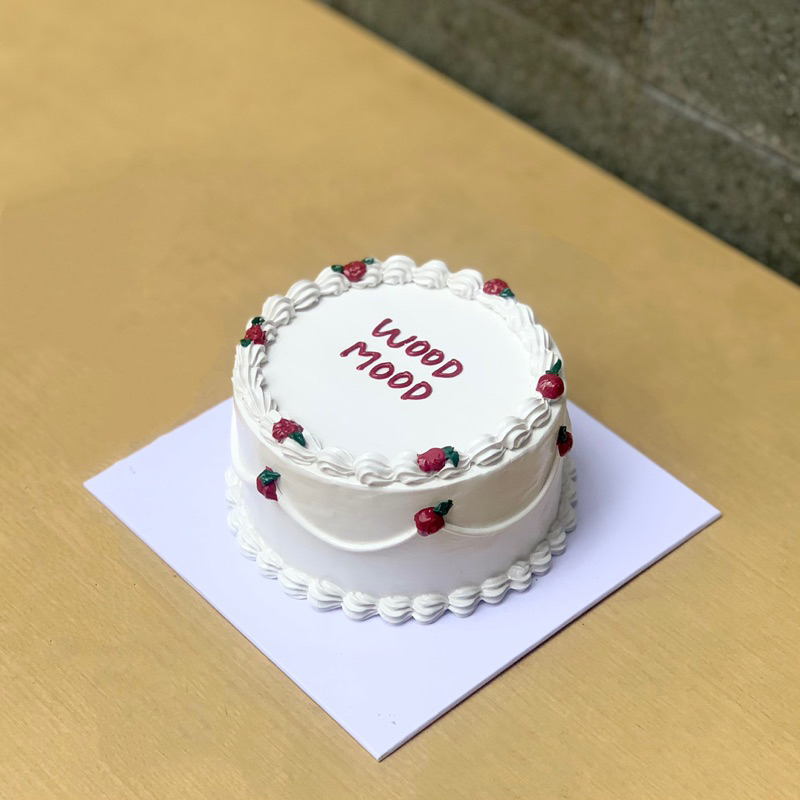 

FAKE CAKE/FAUX CAKE AESTHETIC 10 CM KUE PALSU LUCU UNIK MURAH please check the description<3