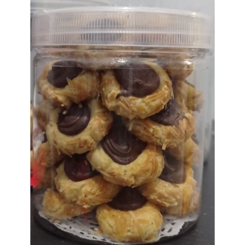 

Thumbprint coklat toples 600ml