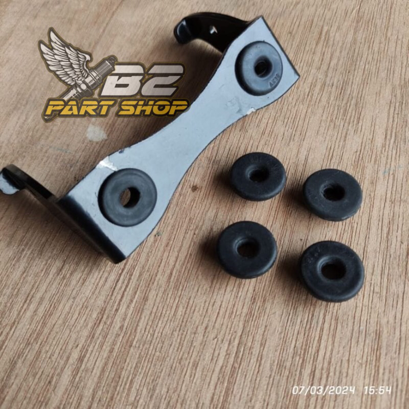 karet dumper engsel jok honda gl100 gl125 (2biji) karet engsel jok honda gl100 gl125 set
