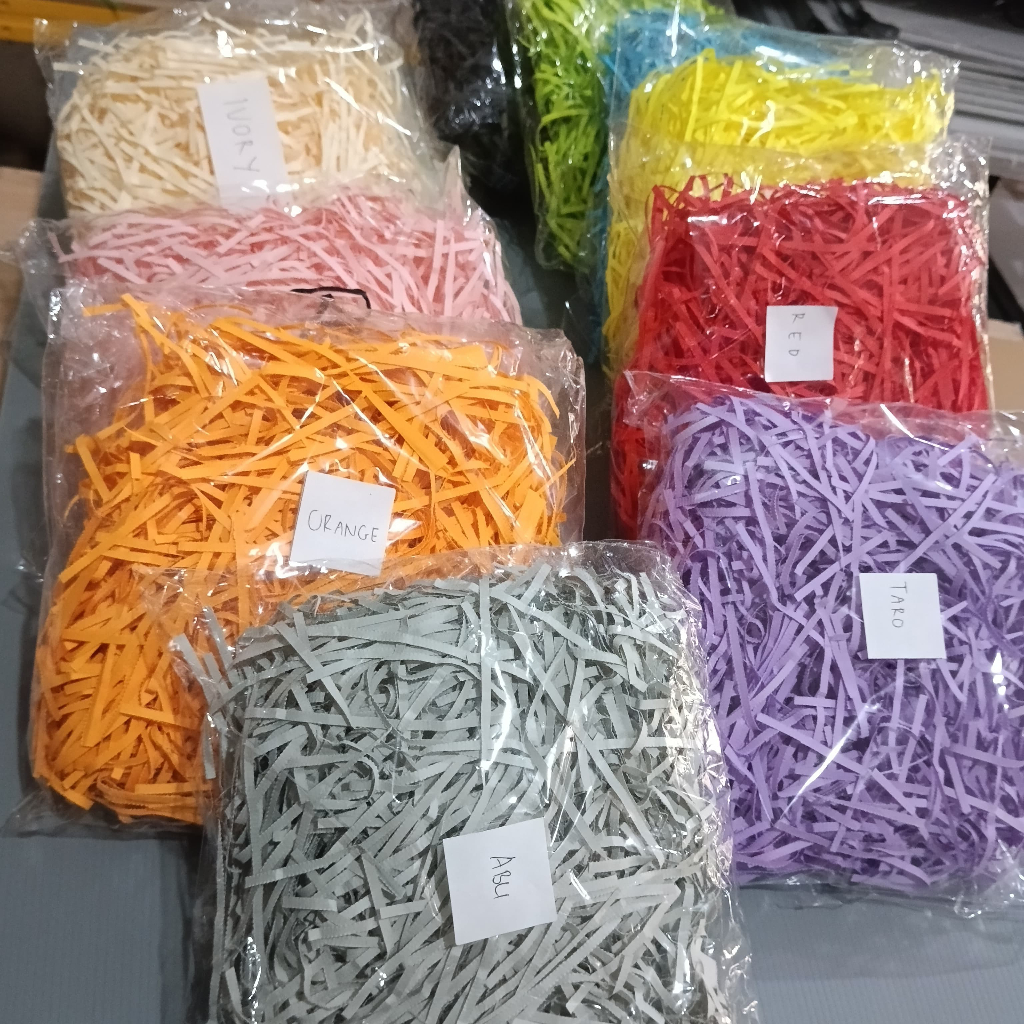 

SHREDDED PAPER / KERTAS SERUT / KERTAS CACAH HAMPERS BOX