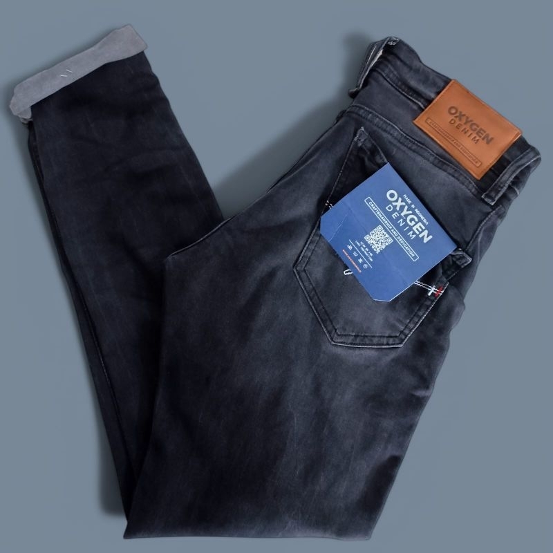 Celana Jeans Premium Oxygen Denim Slim Fit - Core Series 706-8182