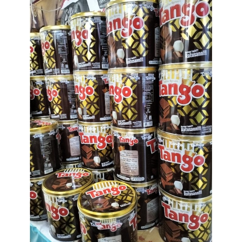 

Tango Wafer Kaleng (coklat/vanilla)