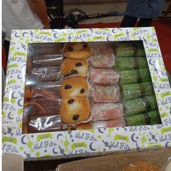 

Box kue jajanan pasar box donat brownies window motif lebaran dan natal