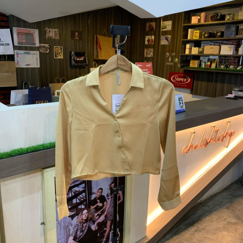 Colorbox Kemeja Crop Wanita Lengan Panjang