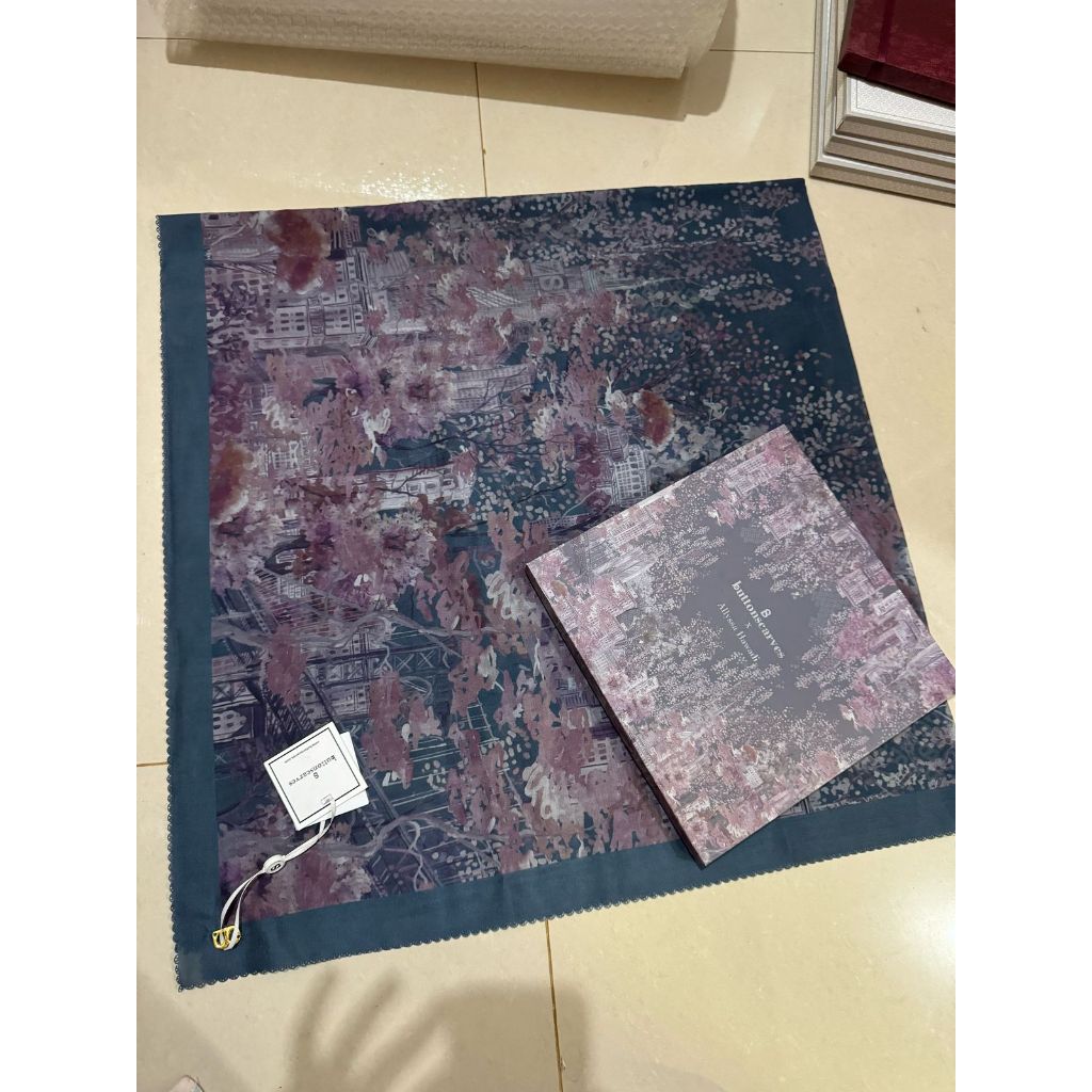 BUTTONSCARVES New York 3 Harlem Limited