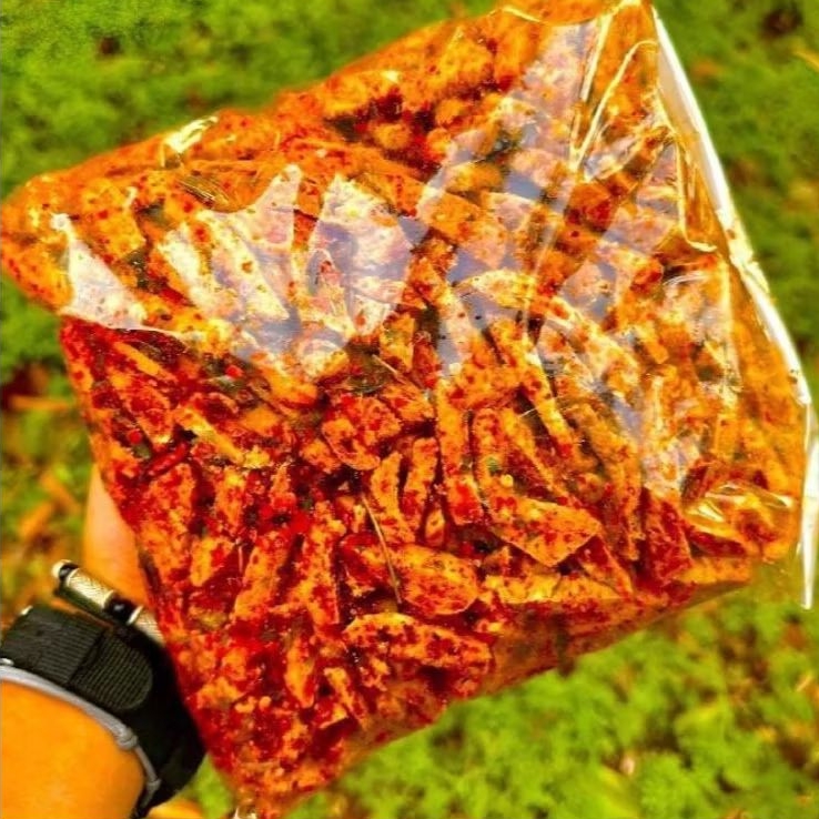 

Basreng stick 1kg rasa pedas daun jeruk