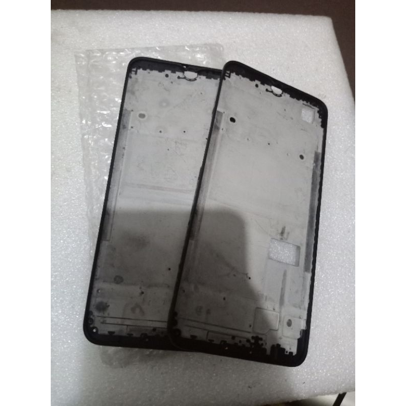 Freme/middle/tatakan lcd oppo f9/f9 pro baru