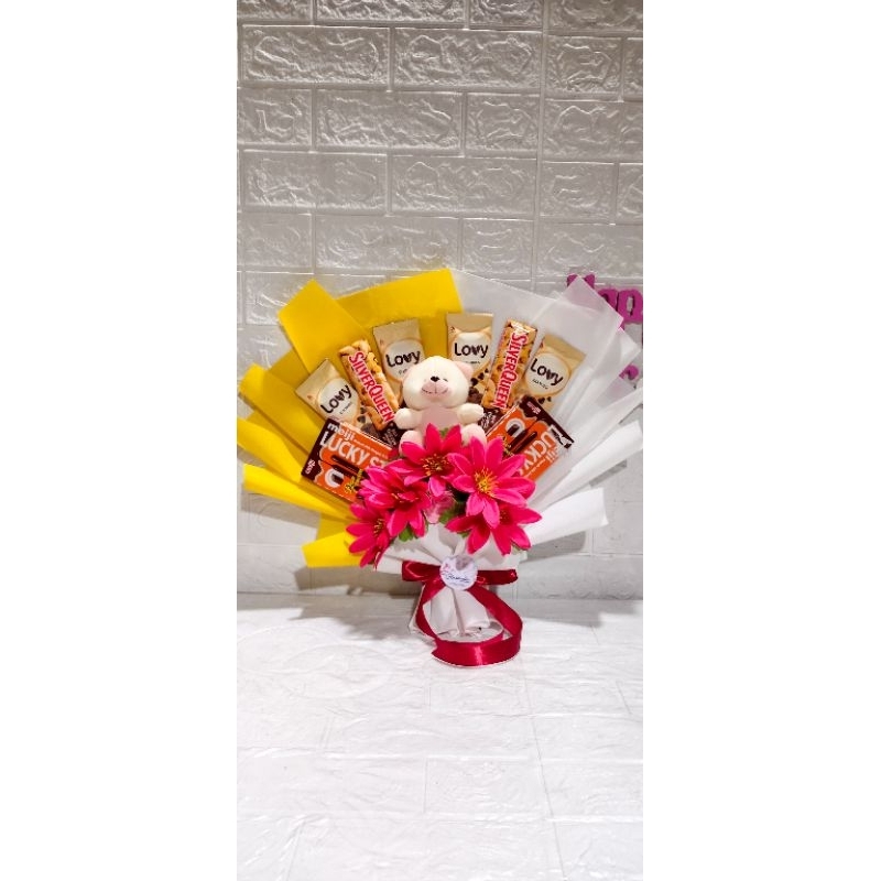 

Buket Snack/ Buket Boneka/ Buket Coklat/ Buket Bunga