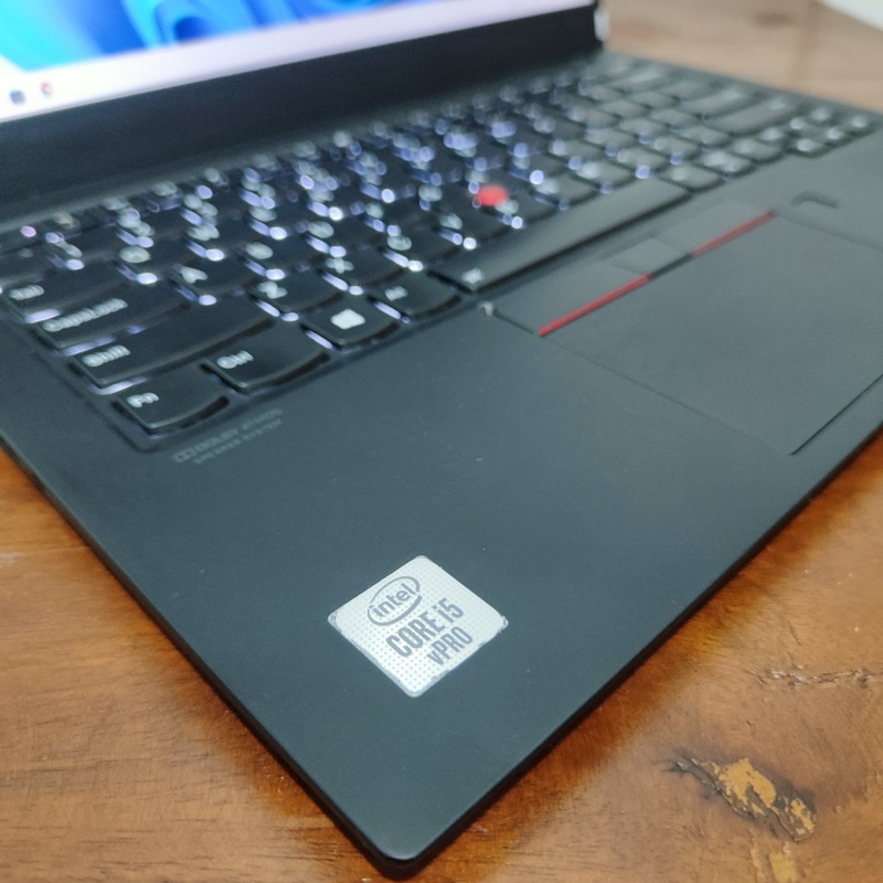 Lenovo Thinkpad X1 Carbon i5 gen 10